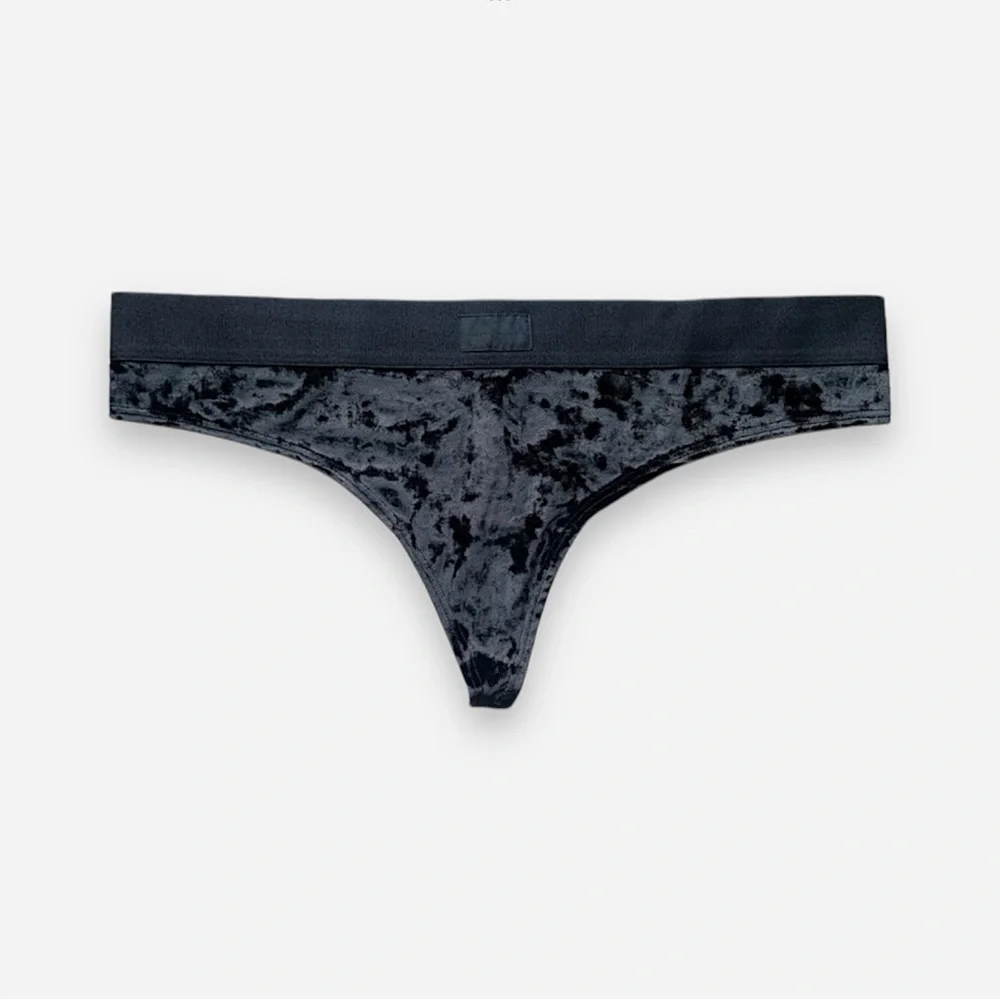 🌸New🌸 Victorias Secret Panties Thong Panty XL